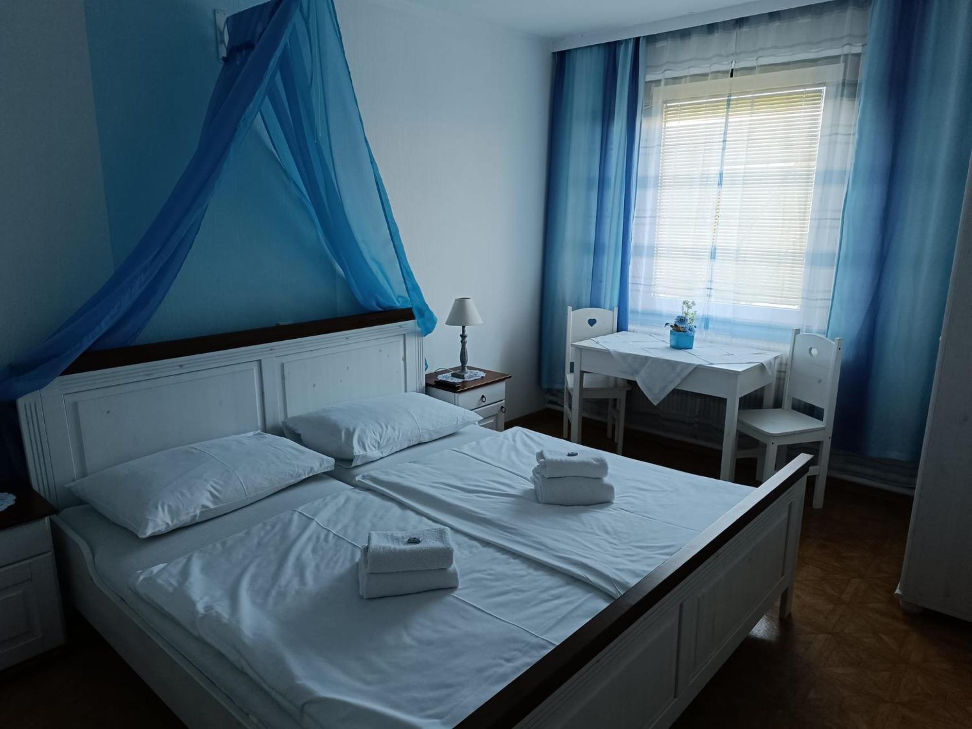 Pension Eder Брукк-ан-дер-Лайта Экстерьер фото
